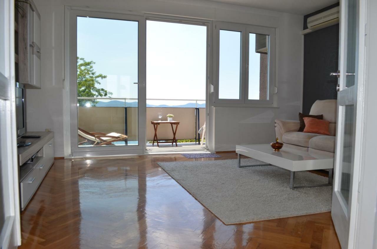 Roxy Apartament